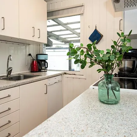 6 Person In Nordborg