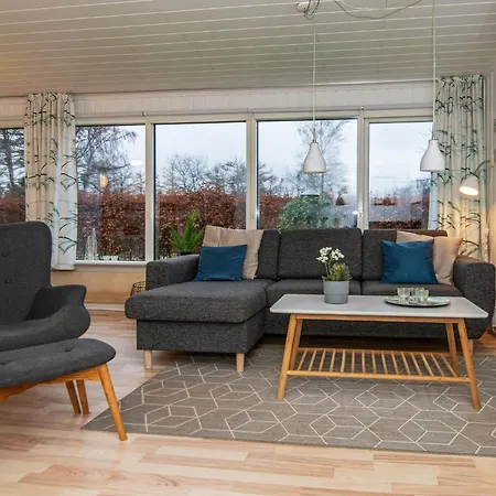 Prázdninový dům 6 Person In *